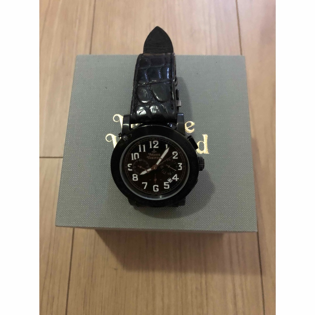 Vivienne Westwood(ヴィヴィアンウエストウッド)のヴィヴィアン 腕時計 黒 オーブ KISS ME ONCE vw-2382 メンズの時計(腕時計(アナログ))の商品写真