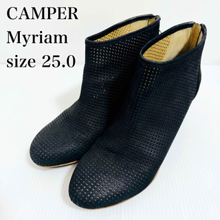 カンペール(CAMPER)の【美品】カンペール　Myriam 25.0 パンチングレザー　ヒール　ブーツ 黒(ブーティ)