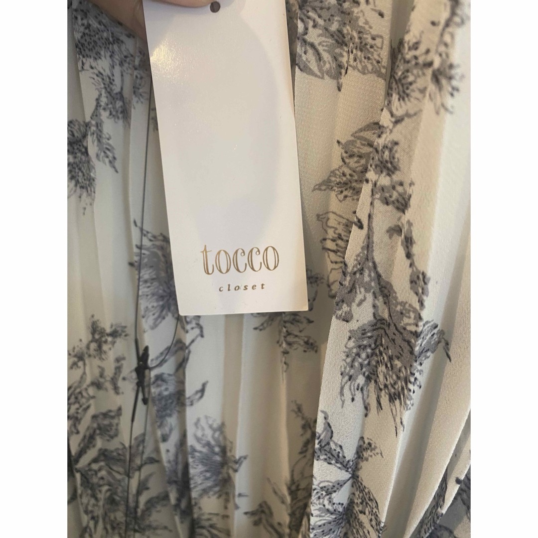 tocco closet  トッコクローゼット　ウエストリボン付きフラワー レディースのワンピース(ロングワンピース/マキシワンピース)の商品写真