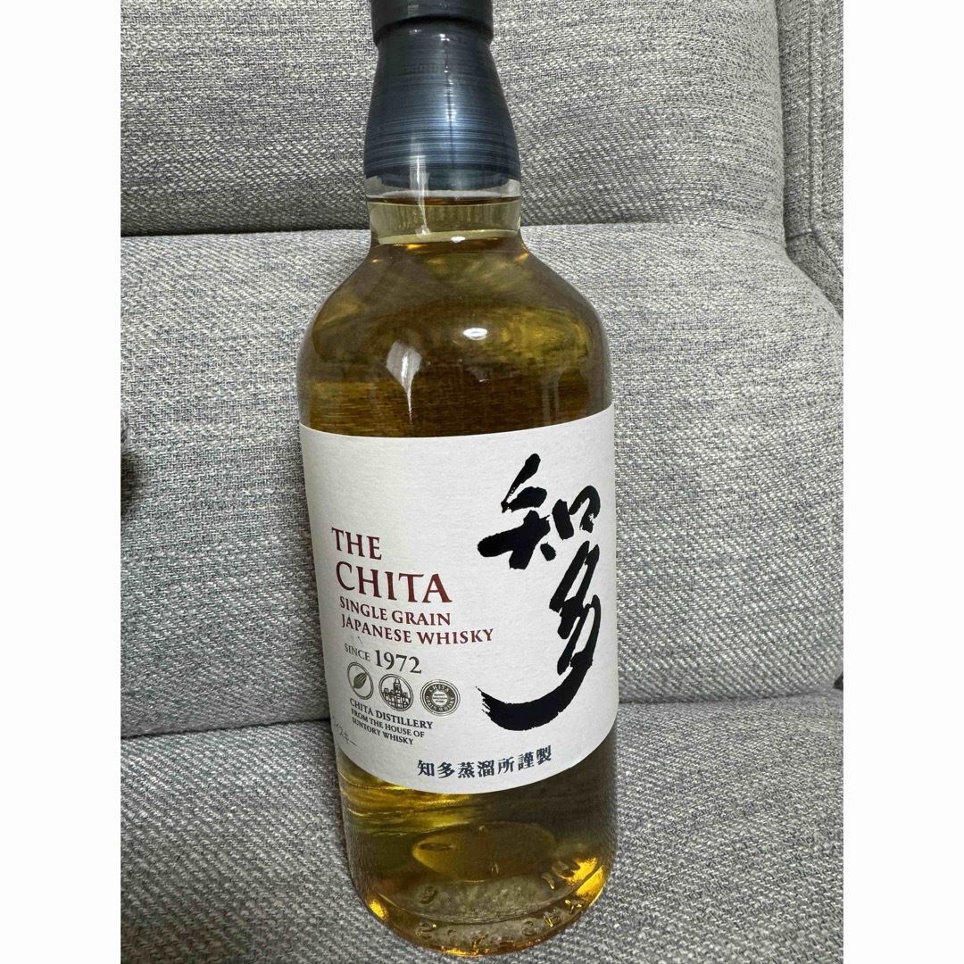 サントリー(サントリー)のサントリー サントリーウイスキー知多　７００ｍｌ 食品/飲料/酒の酒(ウイスキー)の商品写真