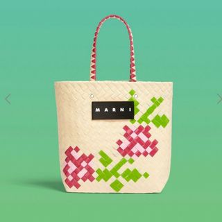 マルニ(Marni)の完売品 美品 マルニ フラワー MARNI MARKET BORA スモール バ(トートバッグ)