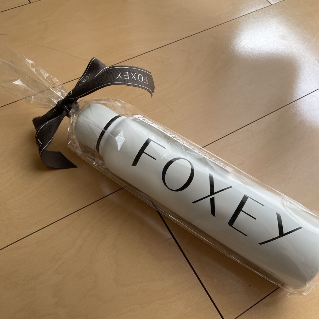 FOXEY(フォクシー)の★FOXEY★フォクシー  サーモボトル 水筒 エンタメ/ホビーのコレクション(ノベルティグッズ)の商品写真