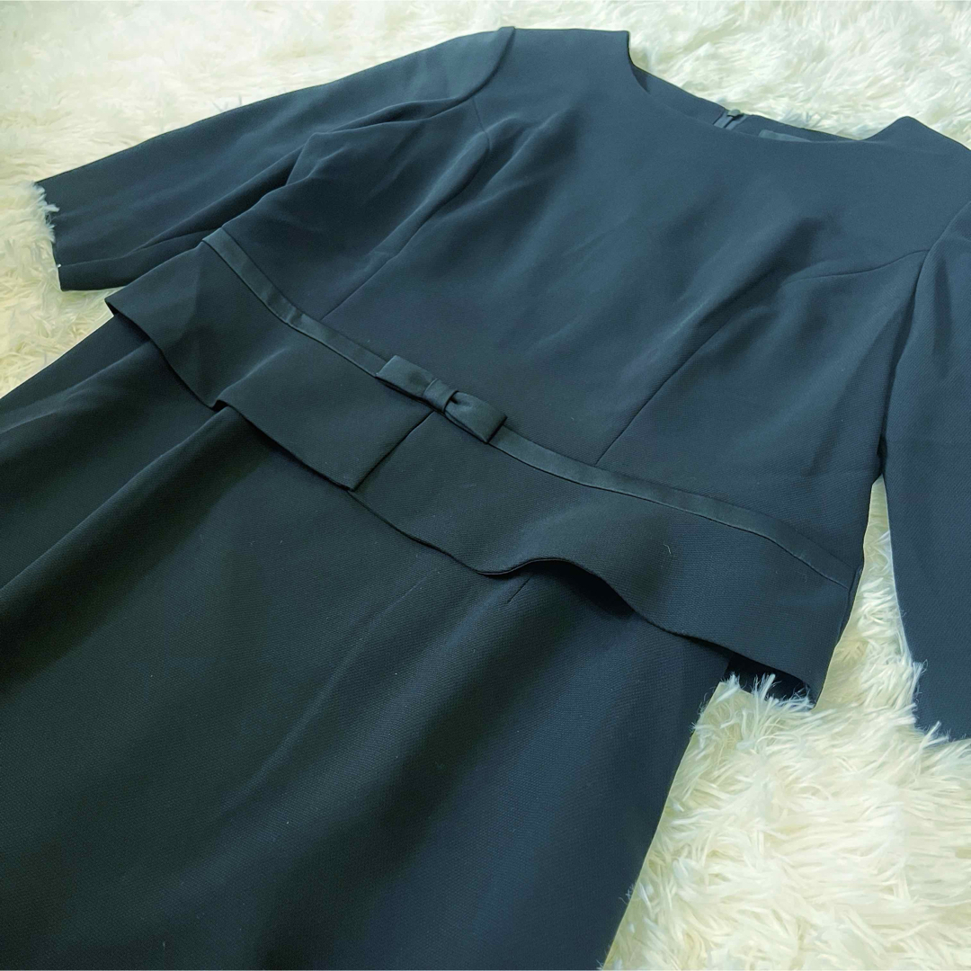 SOIR BENIR(ソワールベニール)の極美品　17号　東京ソワール　SOIR BENIR ブラックフォーマルワンピース レディースのフォーマル/ドレス(礼服/喪服)の商品写真