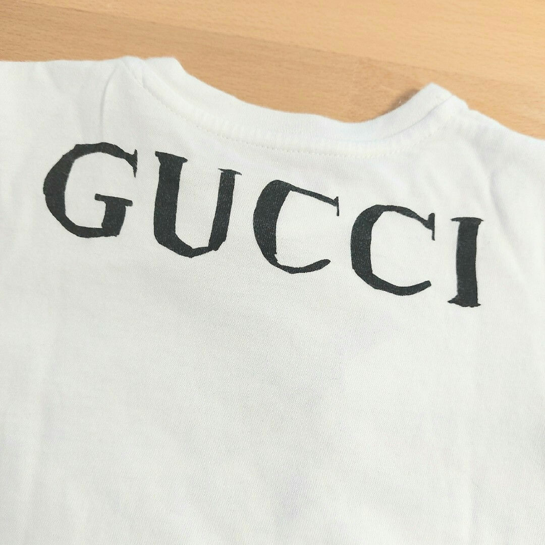 Gucci(グッチ)の【美品！】最終値下！GUCCI　グッチ　Tシャツ キッズ/ベビー/マタニティのベビー服(~85cm)(Ｔシャツ)の商品写真