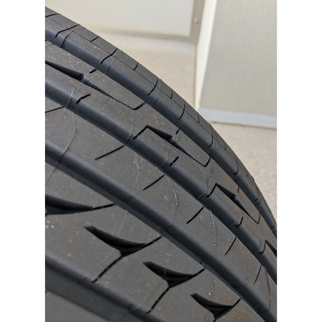 BRIDGESTONE(ブリヂストン)のBRIDGESTONE  REGNO GR-XII　225/45/R19　１本 自動車/バイクの自動車(タイヤ)の商品写真