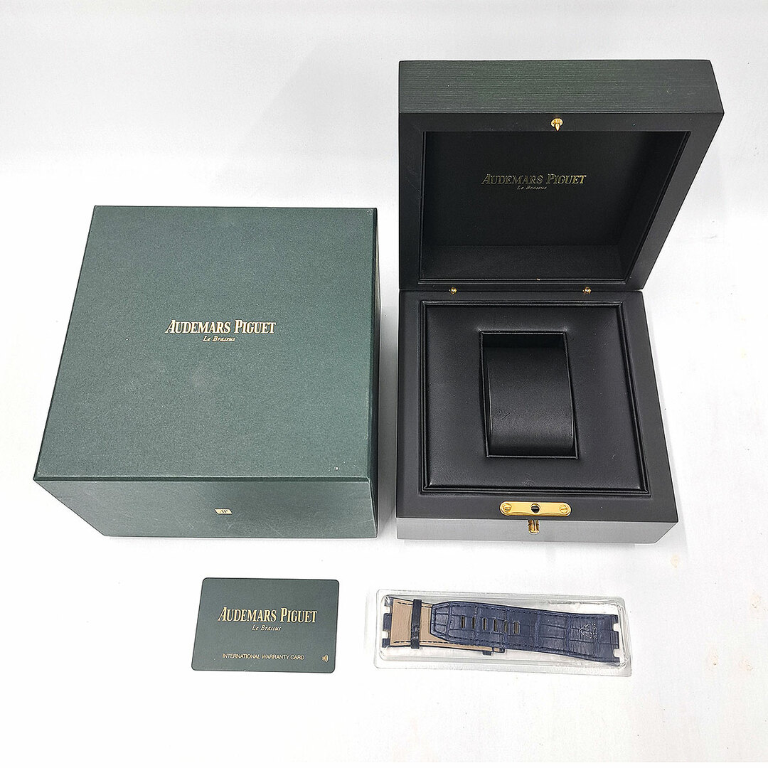 AUDEMARS PIGUET(オーデマピゲ)のオーデマピゲ ロイヤルオーク オフショア クロノグラフ プラチナ 26401PO.OO.A018CR.01 自動巻き プラチナ メンズ AUDEMARS PIGUET 【中古】 【時計】 メンズの時計(腕時計(アナログ))の商品写真