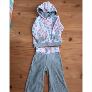 ベビーギャップ(babyGAP)のベビーギャップ　gap花柄パーカーセットアップ(ジャケット/コート)