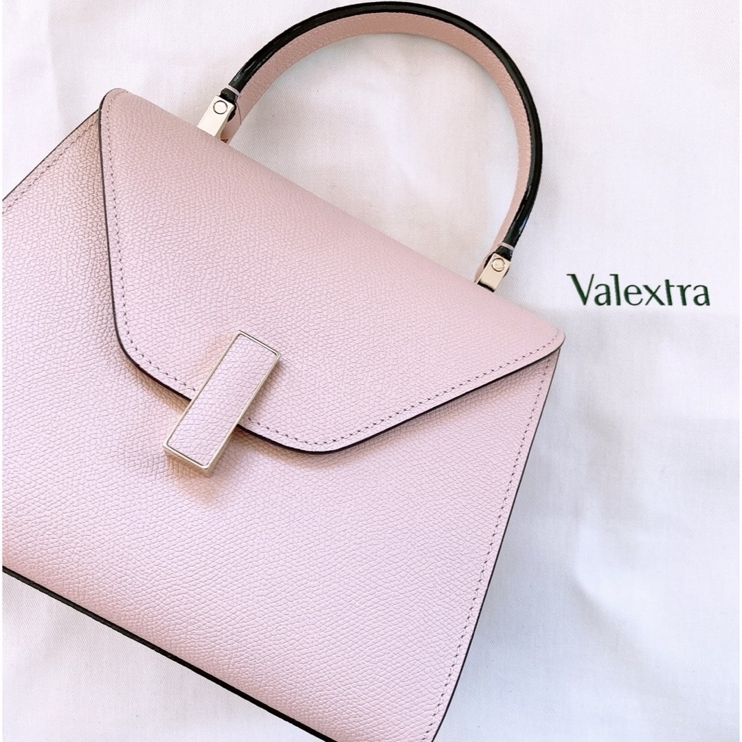 Valextra(ヴァレクストラ)のヴァレクストラ Valextra ミニイジィデ　ショルダーバッグ　ピンク レディースのバッグ(ハンドバッグ)の商品写真