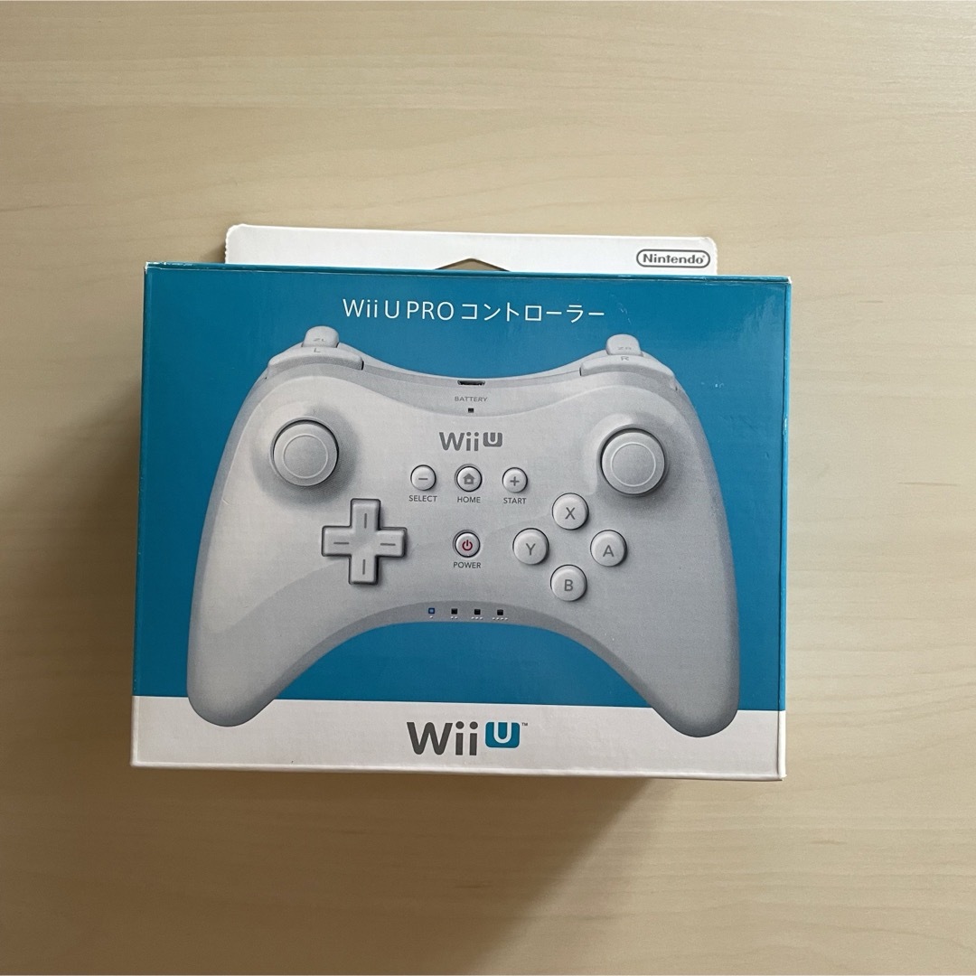 Wii U(ウィーユー)の純正品Wii U PRO コントローラー (WUP-A-RSWA) エンタメ/ホビーのゲームソフト/ゲーム機本体(家庭用ゲーム機本体)の商品写真