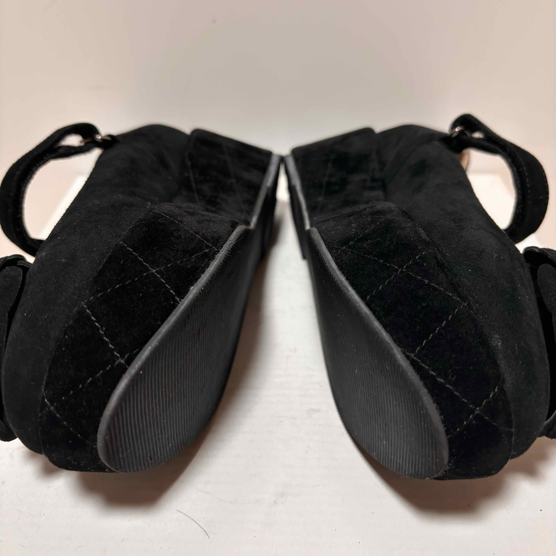 INGEBORG(インゲボルグ)のインゲボルグ　カメリア付　ヌバック　厚底パンプス　S   　黒 レディースの靴/シューズ(ハイヒール/パンプス)の商品写真
