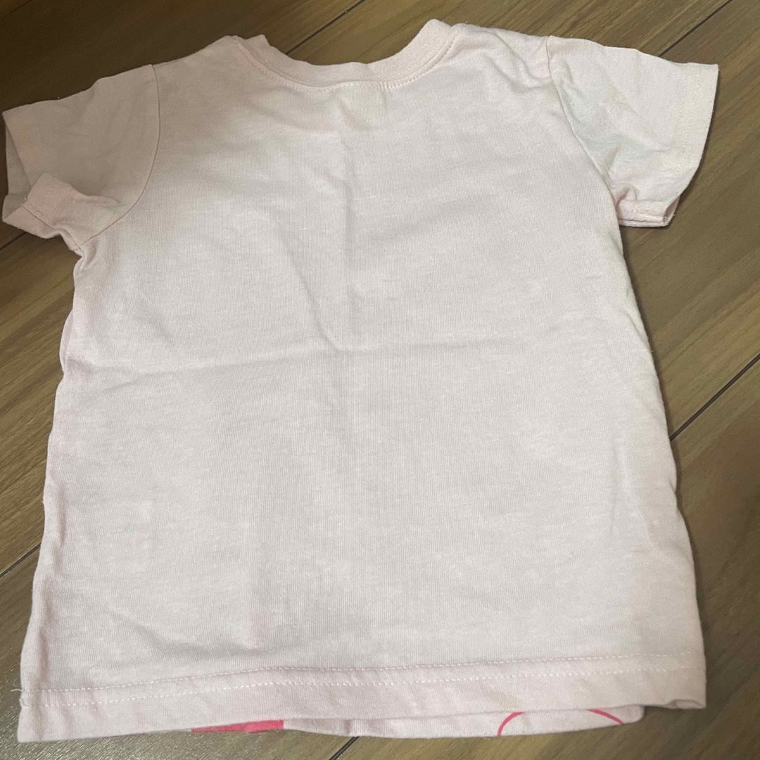 プーさん　Tシャツ キッズ/ベビー/マタニティのキッズ服女の子用(90cm~)(Tシャツ/カットソー)の商品写真