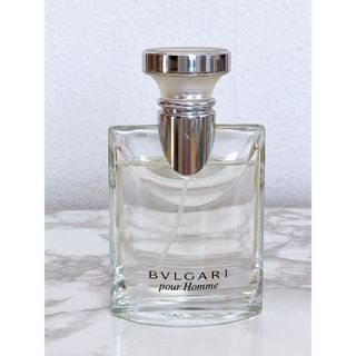 ブルガリ(BVLGARI)の人気　美品　ブルガリ　プールオム　オーデトワレ　50ml 香水　ヴァポリザター(ユニセックス)