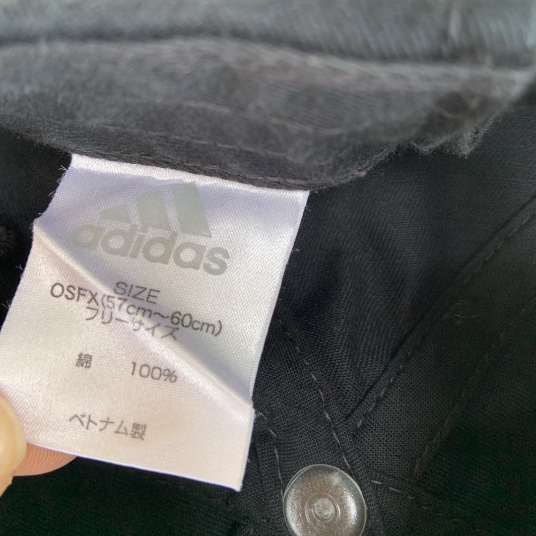 adidas(アディダス)のadidas　レディース　ブラック　黒　浅め　キャップ レディースの帽子(キャップ)の商品写真