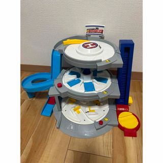 タカラトミー(Takara Tomy)のタカラトミー　DXトミカパーキング(電車のおもちゃ/車)