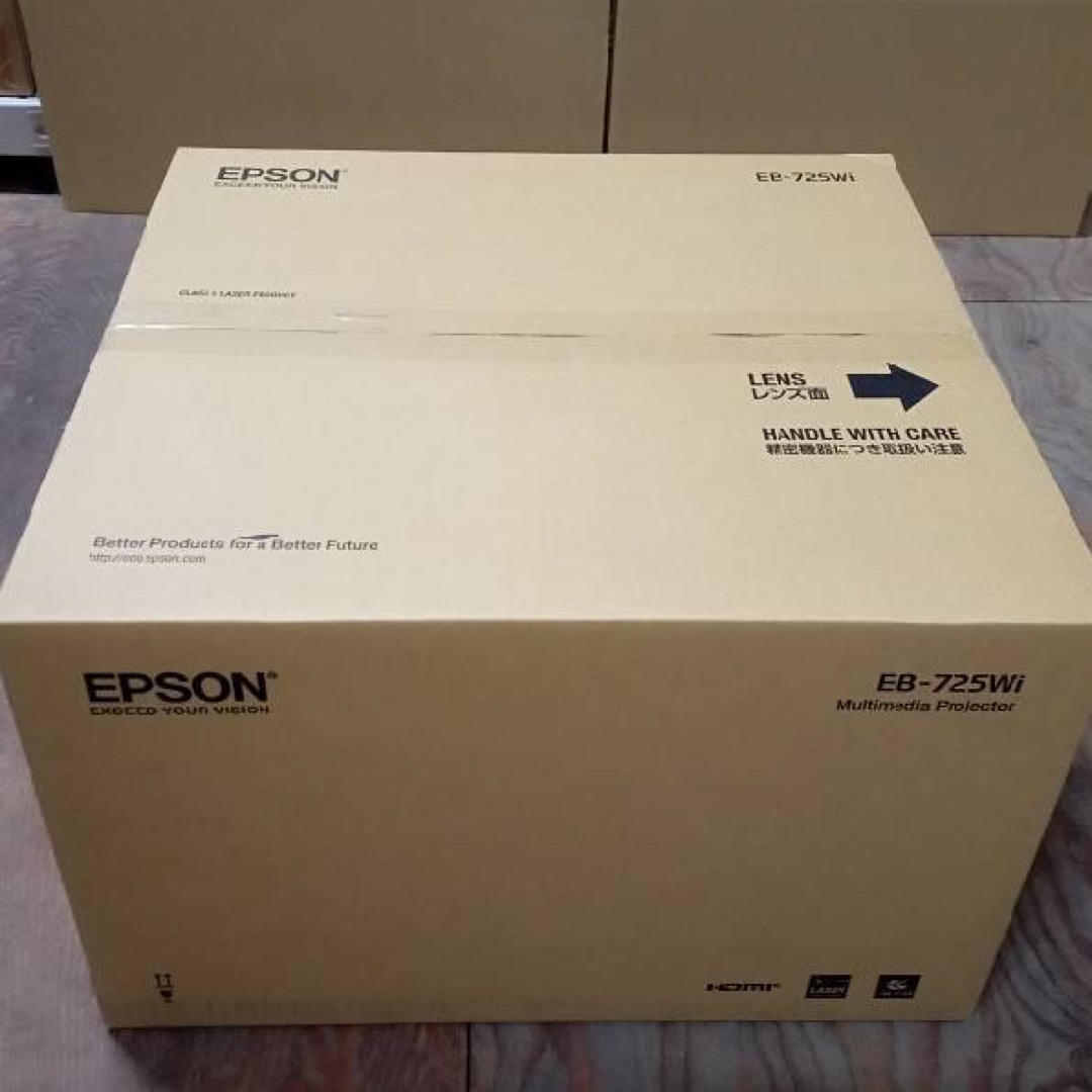 EPSON(エプソン)の【スポット品】EPSON  EB-725Wi プロジェクター(新品・未使用品) スマホ/家電/カメラのテレビ/映像機器(プロジェクター)の商品写真