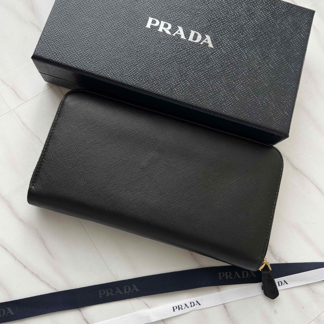 PRADA(プラダ)の354 美品 PRADA プラダ 長財布 ラウンドファスナー レディースのファッション小物(財布)の商品写真