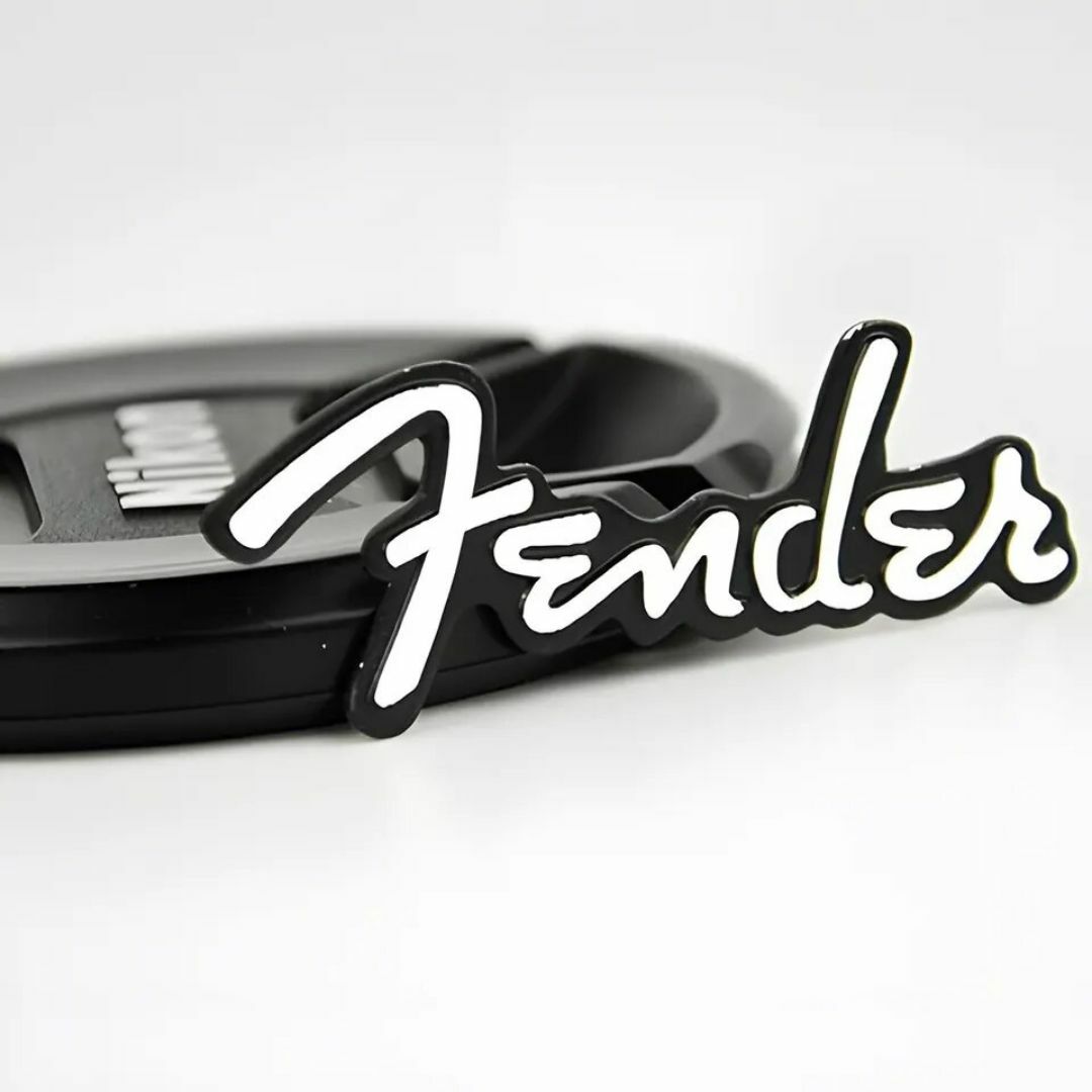 Fender(フェンダー)のFender フェンダー アルミ エンブレム プレート シルバー/ブラック g 楽器のギター(エレキギター)の商品写真