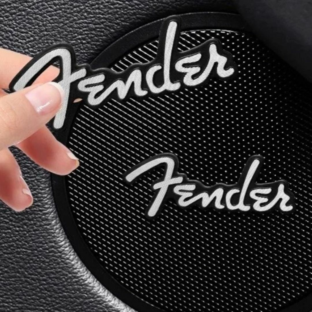 Fender(フェンダー)のFender フェンダー アルミ エンブレム プレート シルバー/ブラック g 楽器のギター(エレキギター)の商品写真