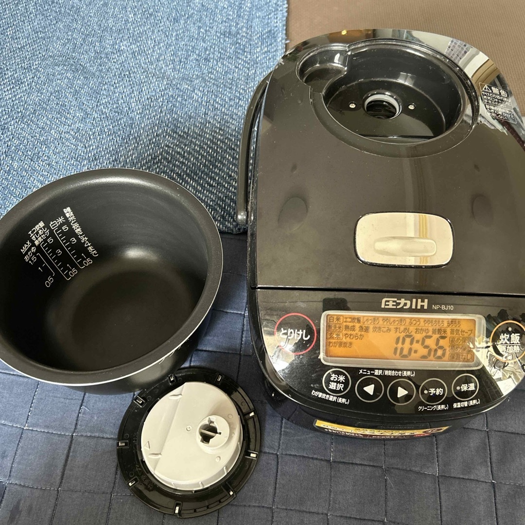 象印(ゾウジルシ)の象印　炊飯器　ZOJIRUSHI NP-BJ10 スマホ/家電/カメラの調理家電(炊飯器)の商品写真