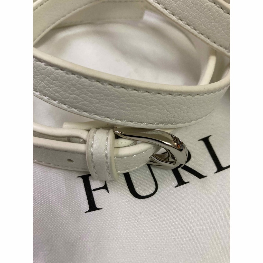 Furla(フルラ)のFURLA ショルダーストラップ　ホワイトxシルバー レディースのバッグ(その他)の商品写真