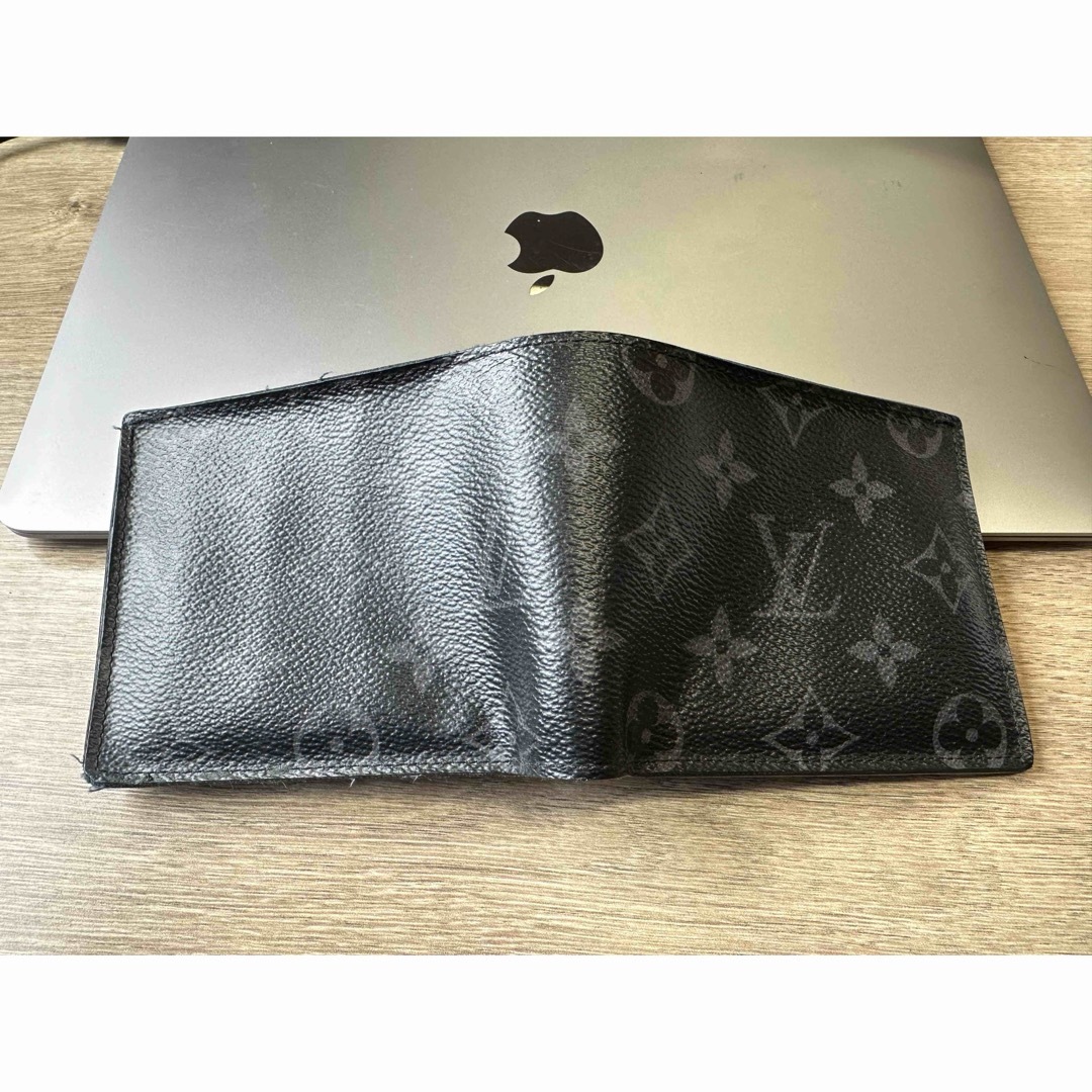 LOUIS VUITTON(ルイヴィトン)のルイヴィトン  エクリプス  二つ折り財布 メンズのファッション小物(折り財布)の商品写真