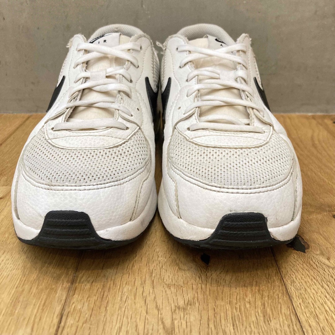 NIKE(ナイキ)のNIKE ナイキ　エアマックスエクシー　ホワイトブラック　26.5cm メンズの靴/シューズ(スニーカー)の商品写真