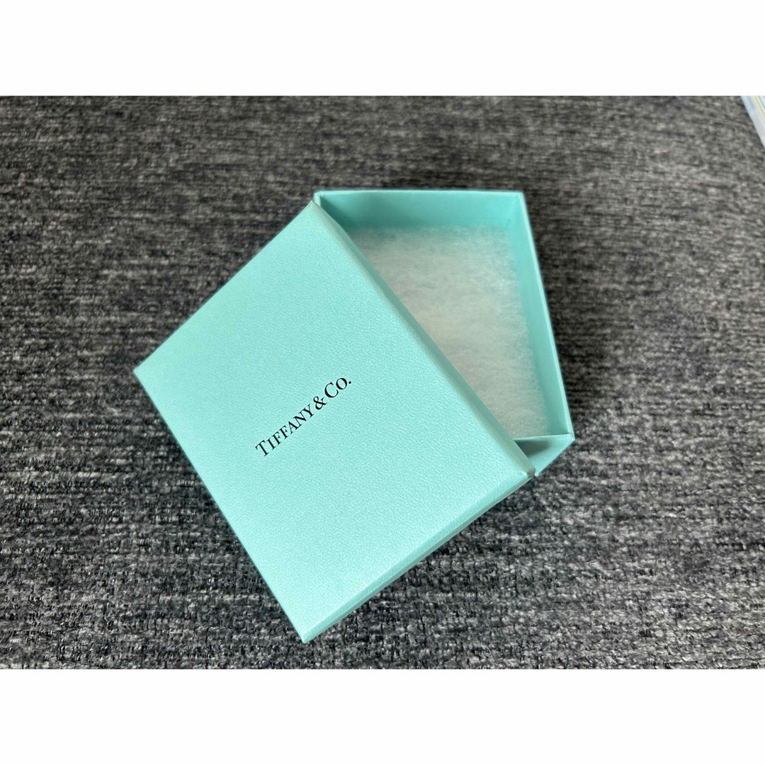 Tiffany & Co.(ティファニー)のティファニー　箱 レディースのバッグ(ショップ袋)の商品写真