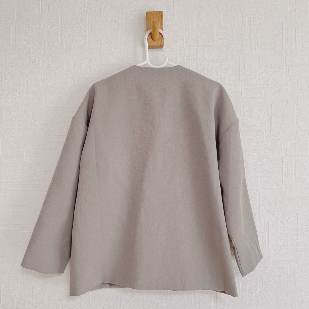 devirock(デビロック)の【120cm】devirock ノーカラージャケット セットアップ グレージュ キッズ/ベビー/マタニティのキッズ服男の子用(90cm~)(ドレス/フォーマル)の商品写真