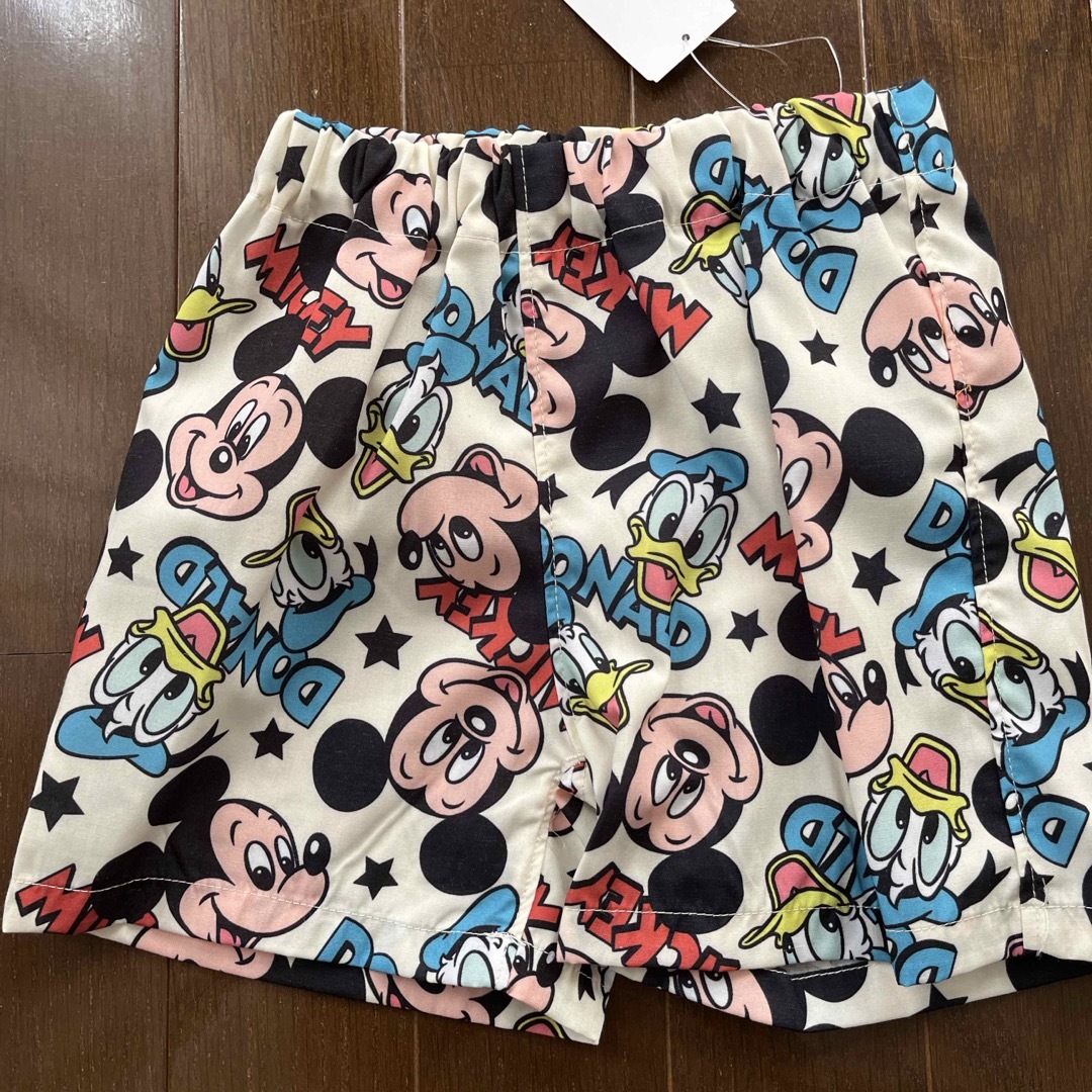 しまむら(シマムラ)のDisney ミッキーセットアップ　100 キッズ/ベビー/マタニティのキッズ服男の子用(90cm~)(Tシャツ/カットソー)の商品写真