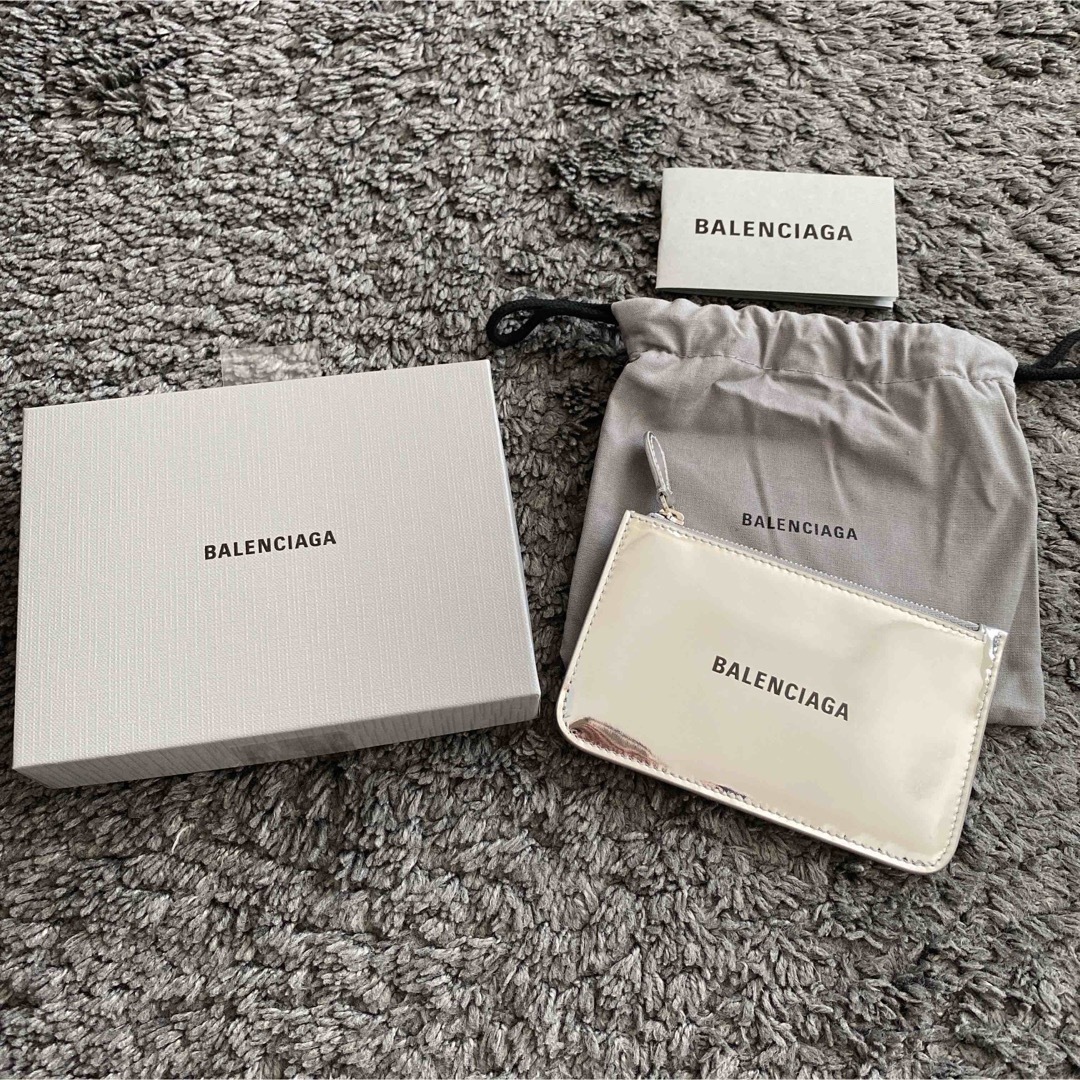 Balenciaga(バレンシアガ)の新品未使用　バレンシアガ　財布　カードケース　ウォレット　コインケース レディースのファッション小物(コインケース)の商品写真