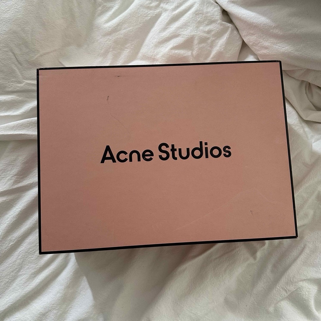 Acne Studios(アクネストゥディオズ)のAcne Studiosスニーカー38 レディースの靴/シューズ(スニーカー)の商品写真