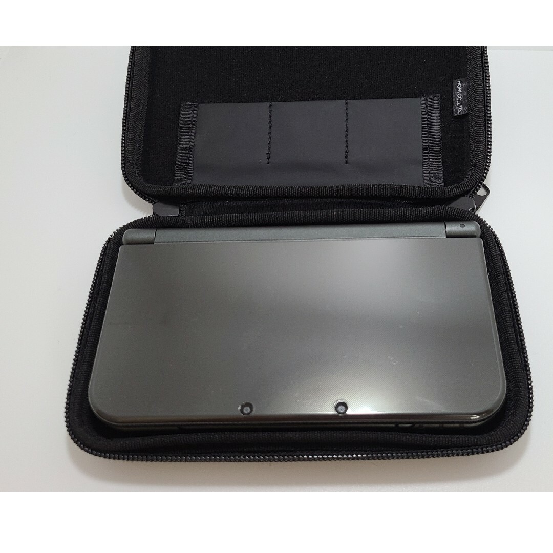 ニンテンドー3DS(ニンテンドー3DS)のNewニンテンドー3DS LL メタリックブラック エンタメ/ホビーのゲームソフト/ゲーム機本体(携帯用ゲーム機本体)の商品写真