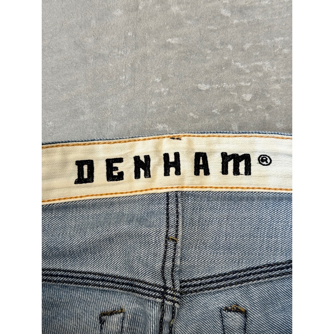 DENHAM(デンハム)のデンハム デニムパンツ ライトインディゴ 28 DENHAM デニム ジーンズ メンズのパンツ(デニム/ジーンズ)の商品写真