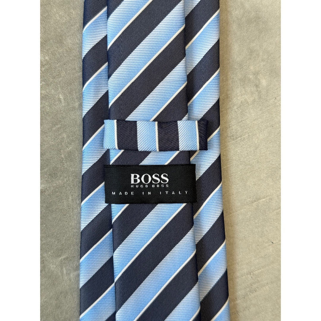 BOSS(ボス)のボス シルク レジメンタル タイ ブルー ネイビー BOSS ネクタイ メンズのファッション小物(ネクタイ)の商品写真