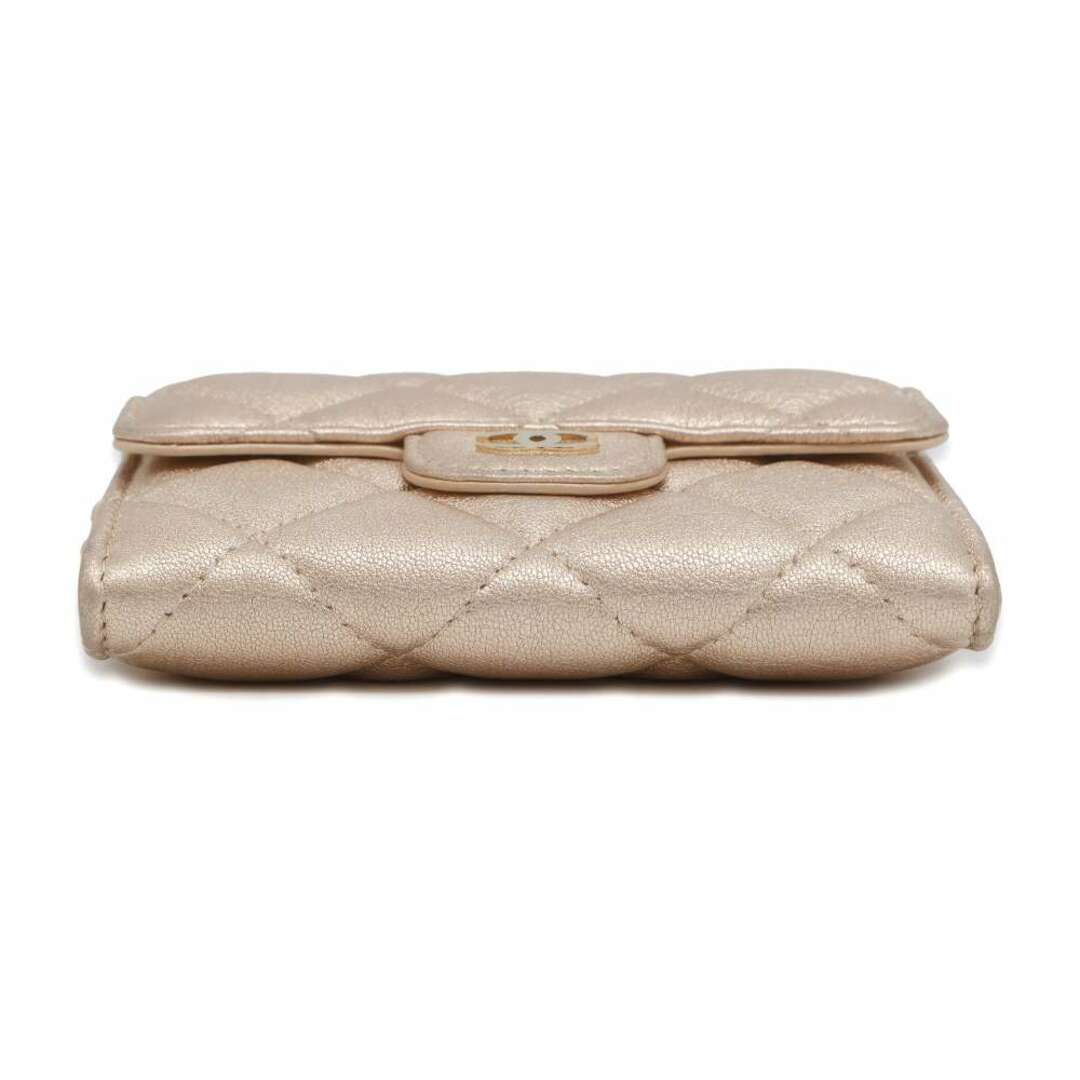 CHANEL(シャネル)のシャネル チェーンウォレット マトラッセ ココマーク ラムスキン AP0238 財布 コンパクトウォレット コインケース レディースのファッション小物(財布)の商品写真