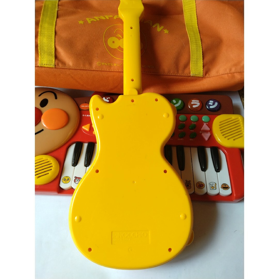 アンパンマン　キーボード　ギター キッズ/ベビー/マタニティのおもちゃ(楽器のおもちゃ)の商品写真
