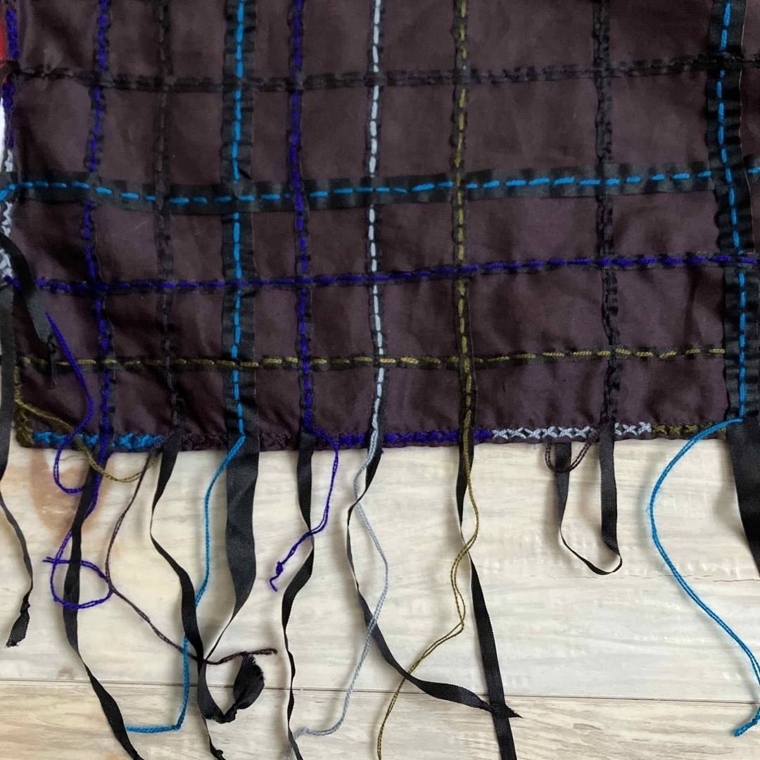 ISSEY MIYAKE - HaaT イッセイミヤケ ストール 刺繍リボン ISSEY MIYAKE - HaaT イッセイミヤケ ストール 刺繍リボン