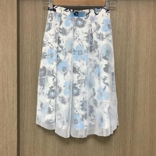 トッコ(tocco)の【新品タグ付‼︎】♡花柄レーススカート♡(ひざ丈スカート)