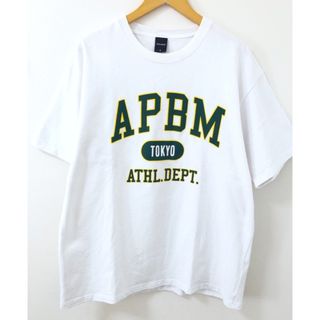 アップルバム(APPLEBUM)のAPPLEBUM（アップルバム）Athletic T-shirt　ヘビーウェイト　カレッジプリント　Ｔシャツ【E2909-007】(Tシャツ/カットソー(半袖/袖なし))