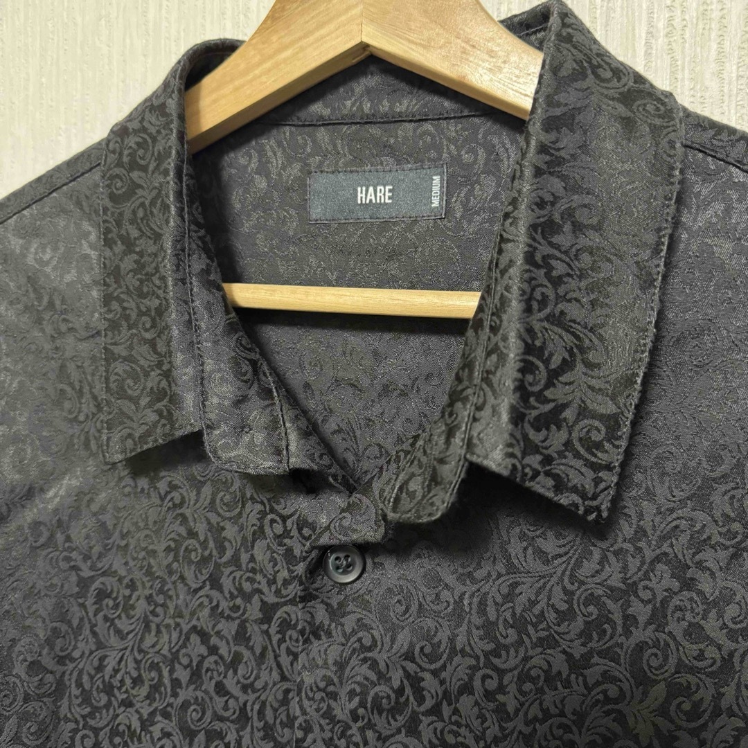 HARE(ハレ)のHARE アラベスク ジャガード シャツ ブラック Mサイズ 長袖 総柄 刺繍 メンズのトップス(シャツ)の商品写真