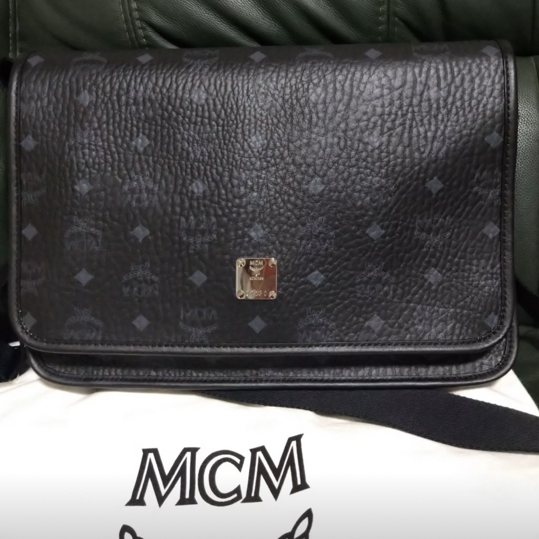 MCM(エムシーエム)のMCM ヴィセトスメッセンジャーパック レディースのバッグ(ショルダーバッグ)の商品写真