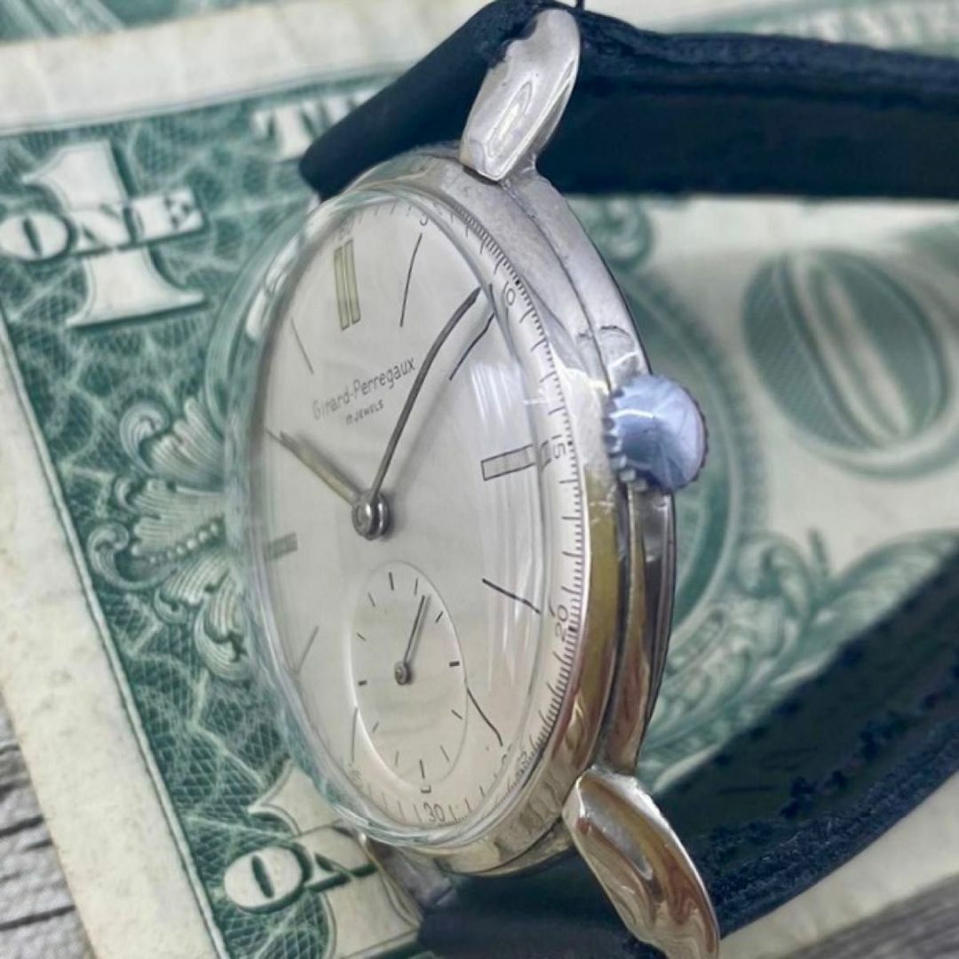 GIRARD-PERREGAUX(ジラールペルゴ)の【訳あり】ジラールペルゴ メンズ腕時計 シルバー スモセコ ヴィンテージ メンズの時計(腕時計(アナログ))の商品写真