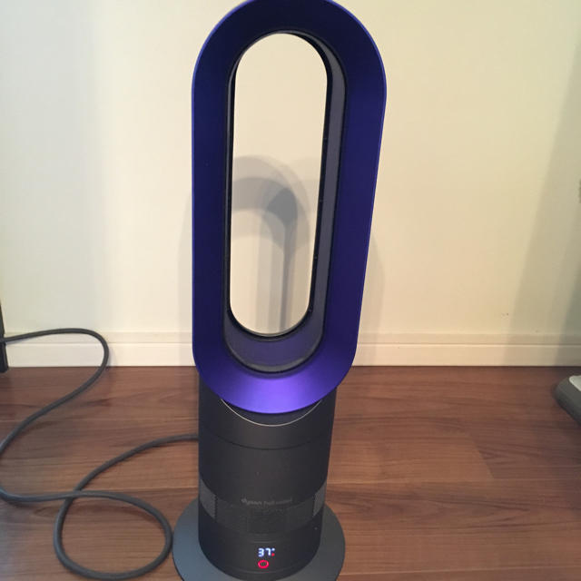 Dyson(ダイソン)のダイソン リモコン付き 温扇風機  中古品 スマホ/家電/カメラの冷暖房/空調(扇風機)の商品写真