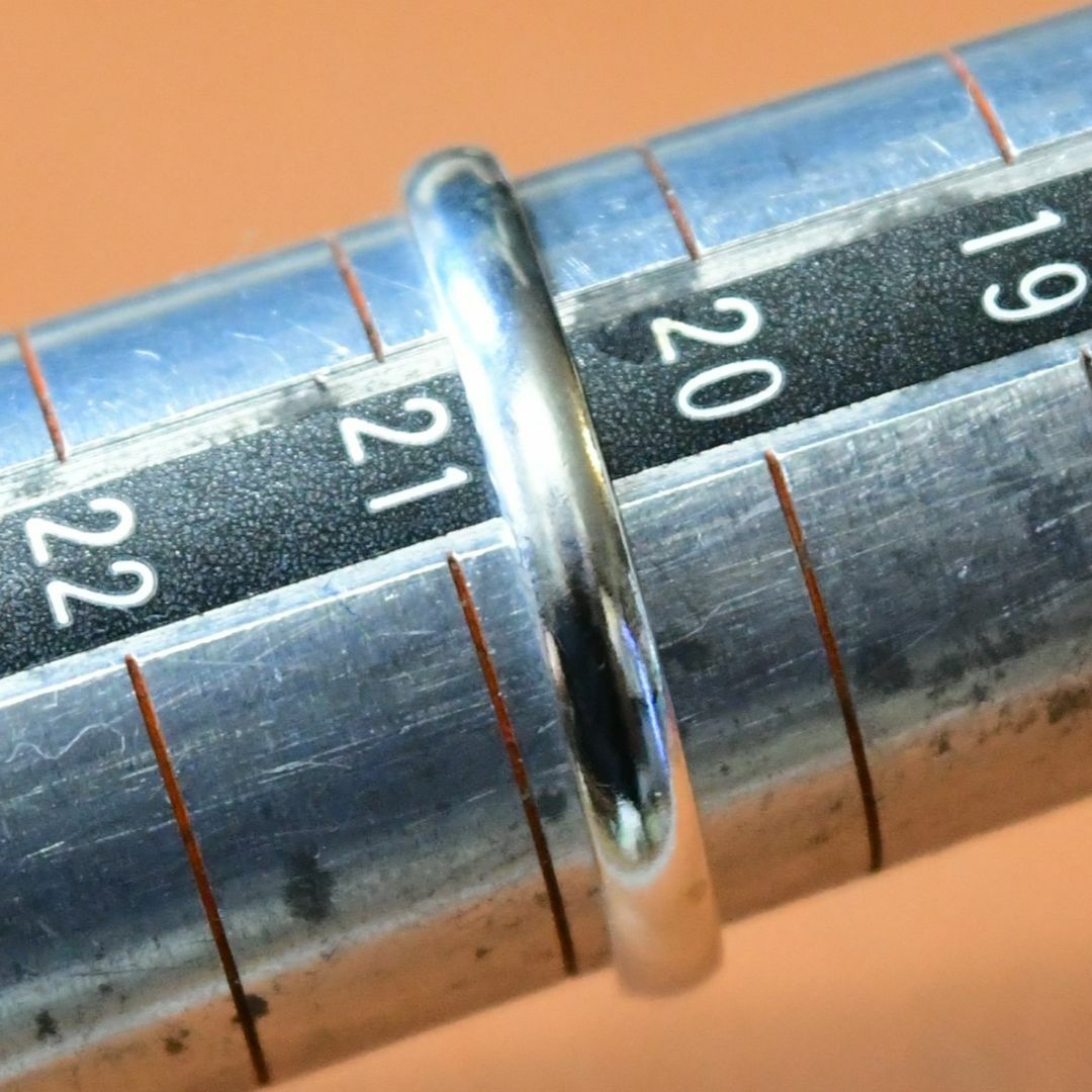 SR2507 指輪シルバー925刻リング　20.5号　シンプル　マリッジにも　 レディースのアクセサリー(リング(指輪))の商品写真