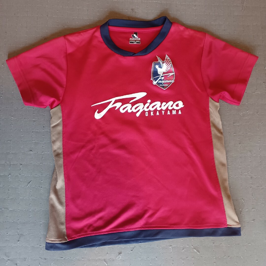 ファジアーノ岡山　KIDS Tシャツ130 スポーツ/アウトドアのサッカー/フットサル(応援グッズ)の商品写真