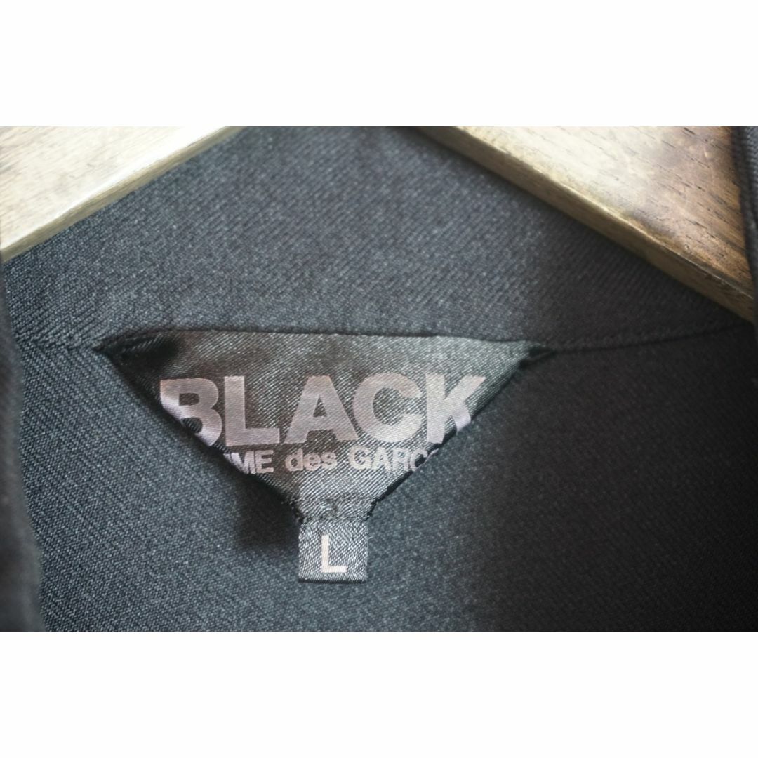 BLACK COMME des GARCONS(ブラックコムデギャルソン)の美品 ブラック コムデギャルソン ポリ縮絨 チャイナ シャツ 黒希少320O▲ メンズのトップス(シャツ)の商品写真