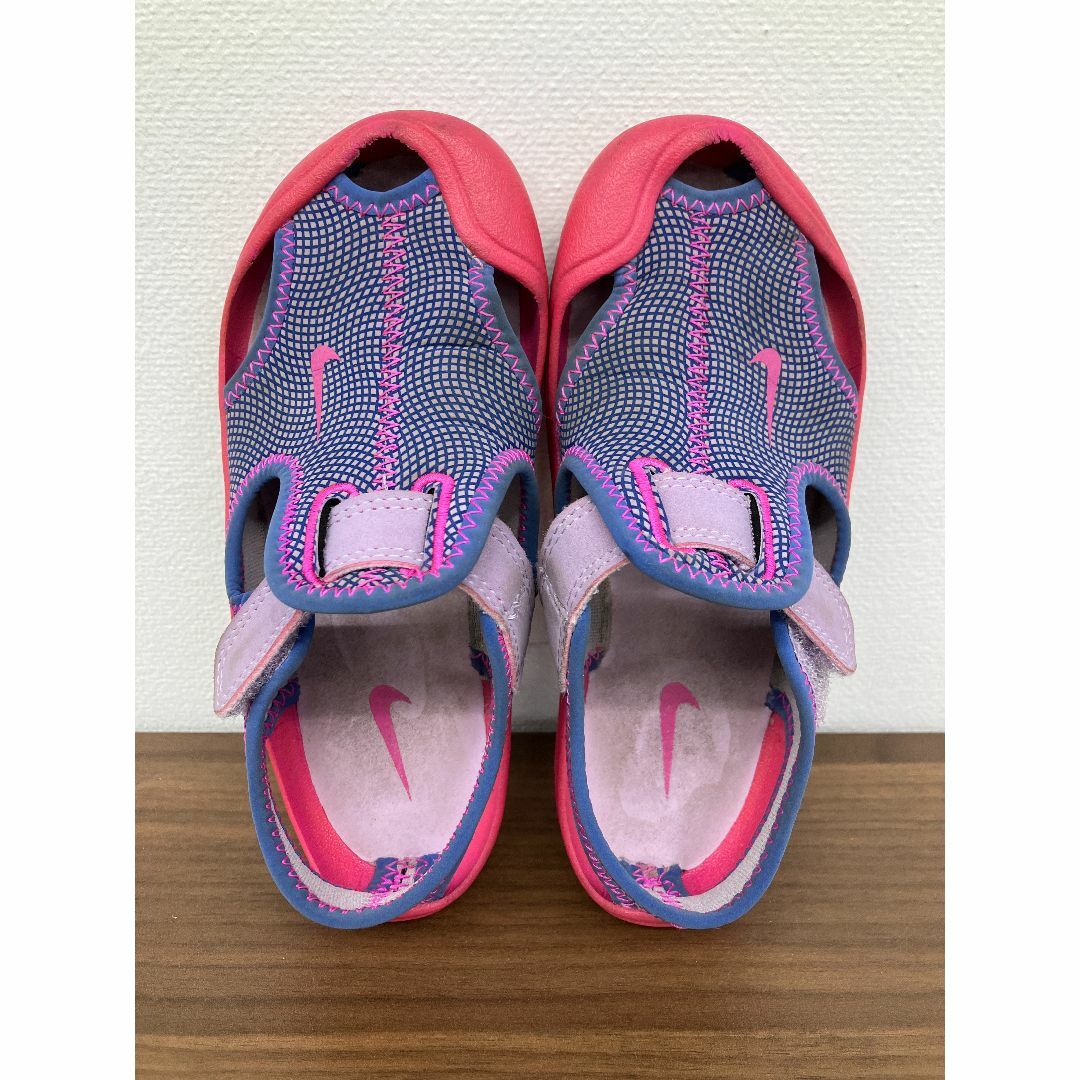 NIKE(ナイキ)のNIKE ナイキ｜サンレイ プロテクト　サンダル　17cm・ブルー×ピンク キッズ/ベビー/マタニティのキッズ靴/シューズ(15cm~)(サンダル)の商品写真