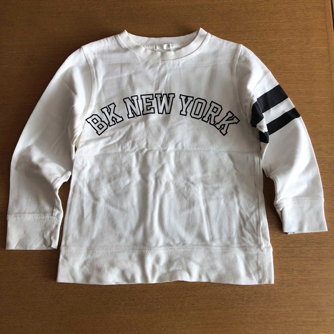 GU(ジーユー)のGU ロンT 長袖 120 白 キッズ/ベビー/マタニティのキッズ服男の子用(90cm~)(Tシャツ/カットソー)の商品写真