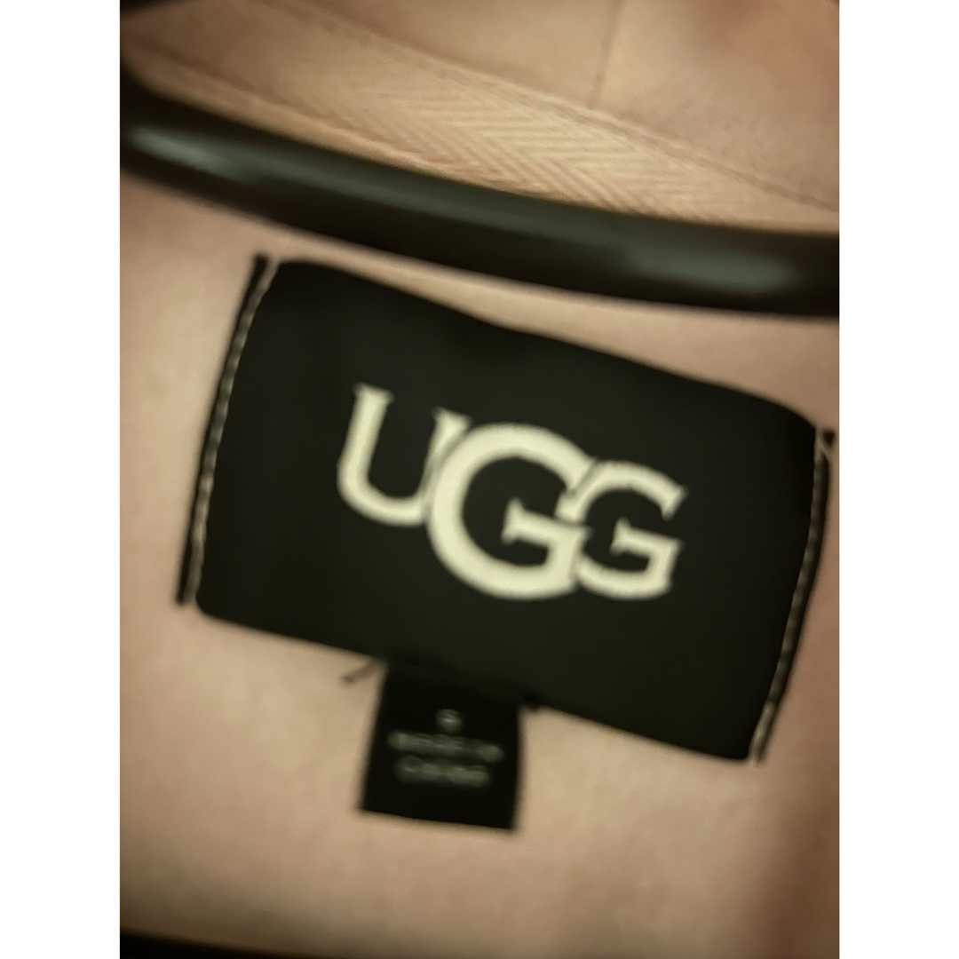 UGG(アグ)のUGGパーカー  美品   Sサイズ   ピンク   裏起毛 レディースのトップス(パーカー)の商品写真