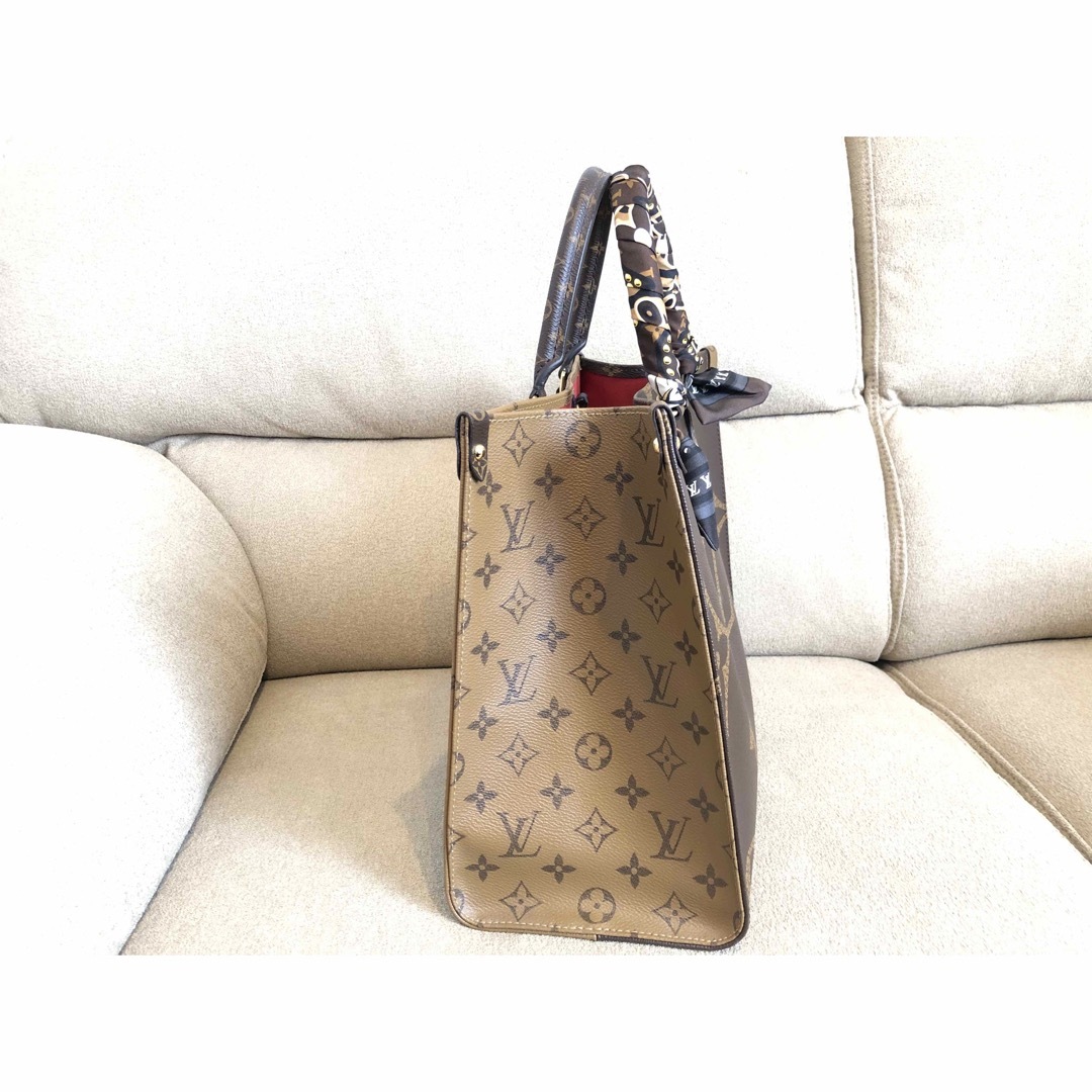 LOUIS VUITTON(ルイヴィトン)のLouis Vuitton ルイヴィトン オンザゴー MM バンドー付き レディースのバッグ(トートバッグ)の商品写真